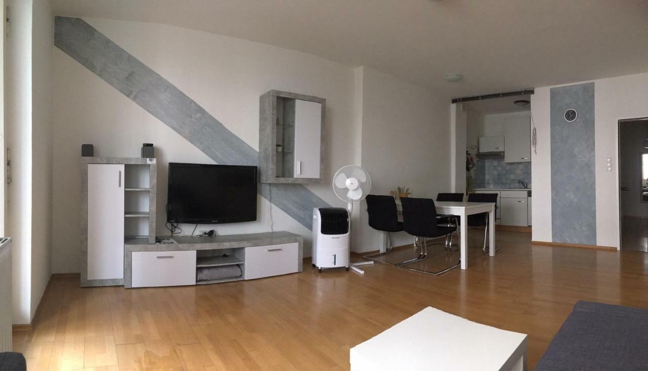 Appartement Top 7 Linz Buitenkant foto